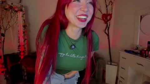 Snapshot of lindsay_khaleesi chatting on 03/27/26, 11:04 Lindsay online show from 03/27/26, 11:04