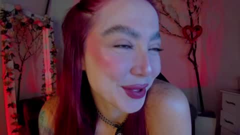 Snapshot of lindsay_khaleesi chatting on 04/04/26, 05:06 Lindsay online show from 04/04/26, 05:06