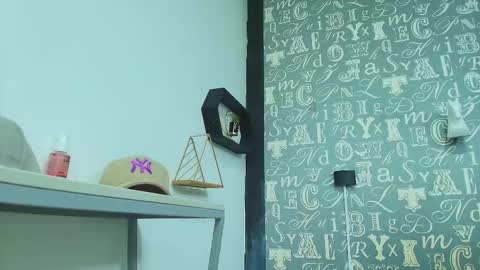  Lindsey  online show from 12/20/25, 12:23