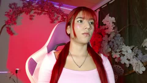 Snapshot of lindseyferrer1 chatting on 04/04/26, 01:52 LINDSEYFERRER online show from 04/04/26, 01:52