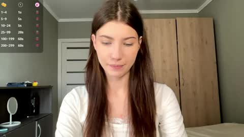 Snapshot of lindseysales chatting on 05/03/26, 01:06 Linda online show from 05/03/26, 01:06