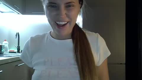 Anna online show from 10/25/25, 06:35