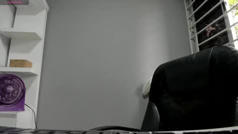 Lindsy online show from 10/08/25, 03:53