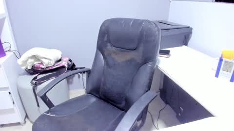 Lindsy online show from 10/15/25, 12:22