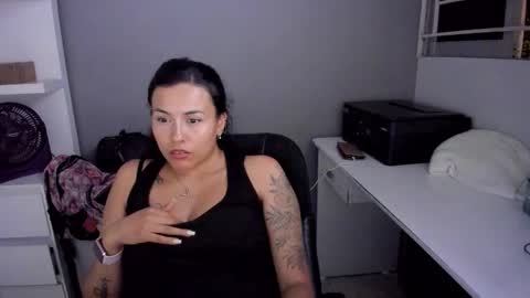 Lindsy online show from 10/19/25, 12:44