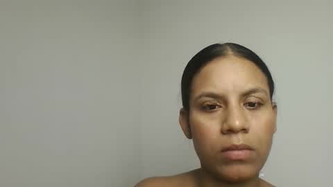 Snapshot of lineichun1708 chatting on 11/18/25, 07:07 lineichun1708 online show from 11/18/25, 07:07