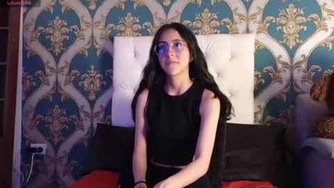 Snapshot of ling_ling24 chatting on 12/03/24, 05:55 ling ling24 online show from 12/03/24, 05:55