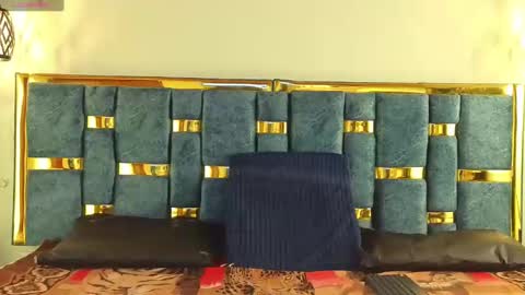 Snapshot of ling_ling24 chatting on 01/22/25, 06:31 ling ling24 online show from 01/22/25, 06:31