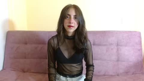 Snapshot of ling_ling24 chatting on 03/01/25, 03:53 ling ling24 online show from 03/01/25, 03:53