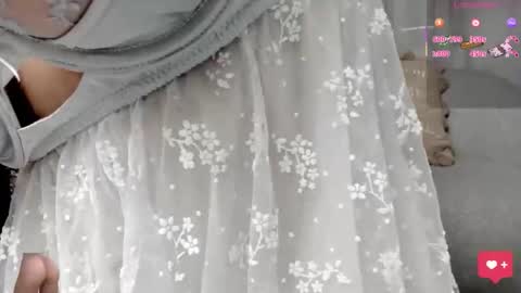 Snapshot of linhh99 chatting on 03/04/26, 06:30 linhh99 online show from 03/04/26, 06:30