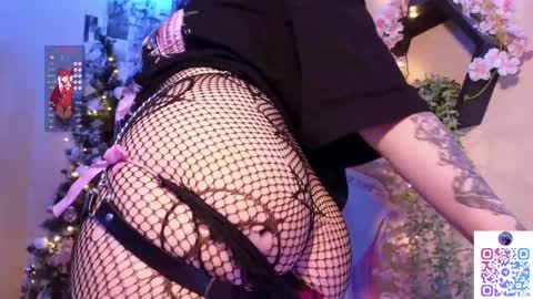 Lina online show from 02/17/25, 06:15