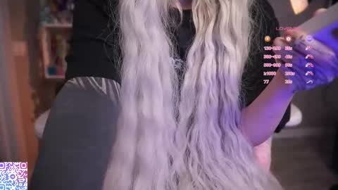 Lina online show from 02/10/26, 07:29