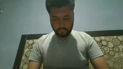 Snapshot of linkub025 chatting on 10/05/25, 12:42 Linkubo online show from 10/05/25, 12:42