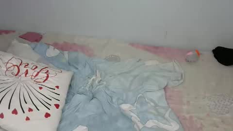 Linniecarol online show from 11/03/25, 10:42