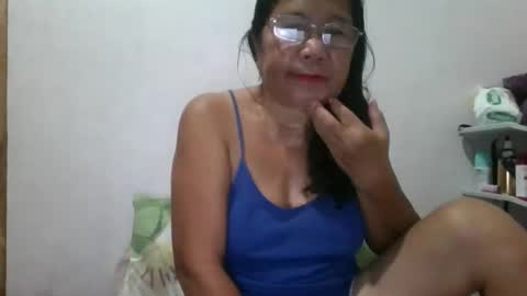 linzy164236 online show from 12/04/25, 09:34