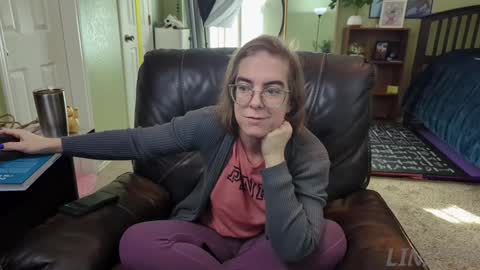 Linzy19 online show from 12/10/24, 05:33