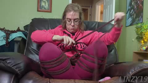 Linzy19 online show from 01/17/25, 05:08