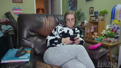 Linzy19 online show from 01/19/25, 03:50