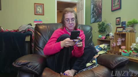 Linzy19 online show from 01/23/25, 12:14