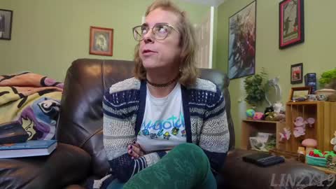 Linzy19 online show from 01/24/25, 04:49