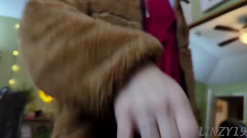 Linzy19 online show from 02/05/25, 01:58