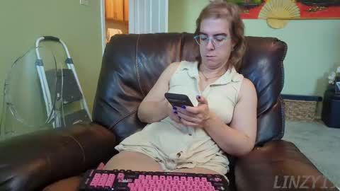 Linzy19 online show from 09/11/25, 01:33