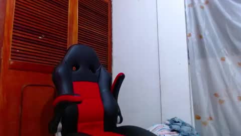 lion_grr online show from 01/05/25, 03:11