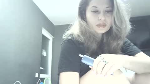 Snapshot of lionessmom chatting on 02/17/26, 03:14 lionessmom online show from 02/17/26, 03:14