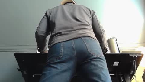Snapshot of lionheart128 chatting on 02/24/26, 07:45 Daddy Lion online show from 02/24/26, 07:45