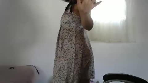 liora online show from 02/20/26, 06:37