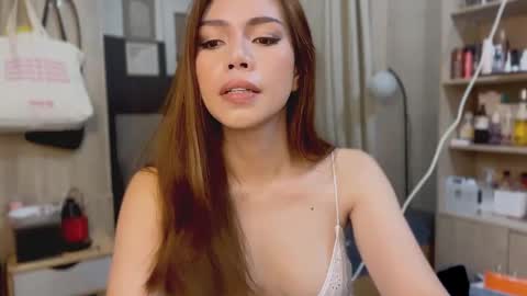 Snapshot of lioraeofophirxx chatting on 03/04/26, 06:25 Liora of Ophir online show from 03/04/26, 06:25