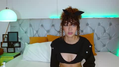 Eliza Moreau online show from 02/14/26, 02:14