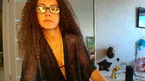 Snapshot of lioraweiss chatting on 06/16/26, 09:23 Liora Weiss online show from 06/16/26, 09:23