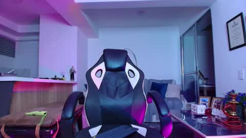 Lior Vante online show from 02/11/26, 04:17