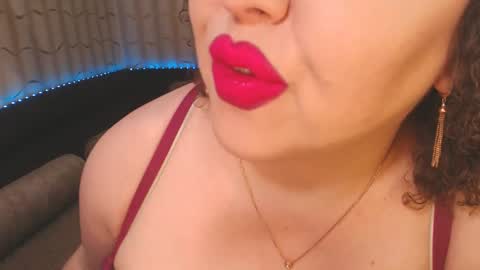 Snapshot of lipsaddiction chatting on 01/12/25, 10:33 LIpsAddiction online show from 01/12/25, 10:33