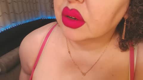 Snapshot of lipsaddiction chatting on 01/13/25, 09:52 LIpsAddiction online show from 01/13/25, 09:52