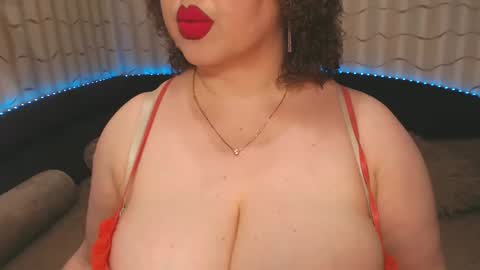 Snapshot of lipsaddiction chatting on 02/26/25, 02:14 LIpsAddiction online show from 02/26/25, 02:14