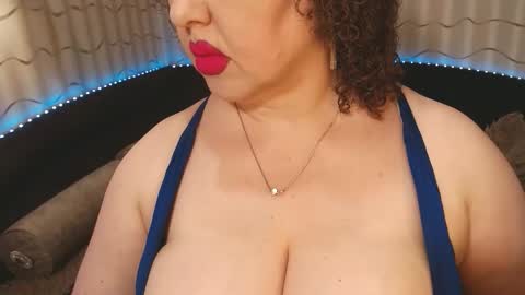 Snapshot of lipsaddiction chatting on 09/24/25, 08:56 LIpsAddiction online show from 09/24/25, 08:56