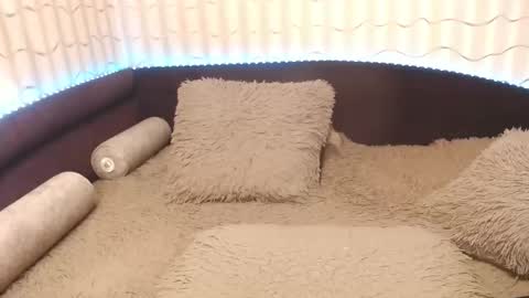 Snapshot of lipsaddiction chatting on 11/24/25, 02:50 LIpsAddiction online show from 11/24/25, 02:50