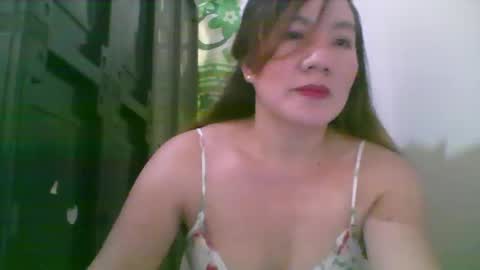 Snapshot of lipsofangel16 chatting on 01/24/25, 01:56 im cherry online show from 01/24/25, 01:56