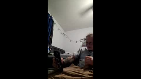 Snapshot of liquid187 chatting on 04/04/26, 10:40 liquid187 online show from 04/04/26, 10:40