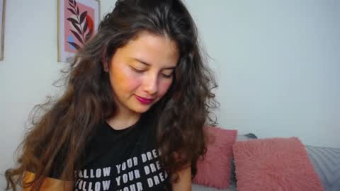 Lily see u on december 2 online show from 01/19/25, 12:49