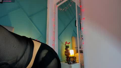 Snapshot of lirioswiitt_ chatting on 02/04/25, 11:05 lirius online show from 02/04/25, 11:05