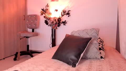 liry online show from 11/13/25, 03:49