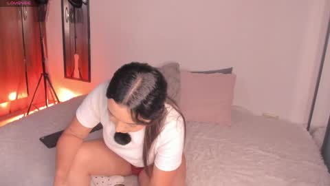 Snapshot of liry_kim chatting on 05/29/26, 08:29 liry online show from 05/29/26, 08:29