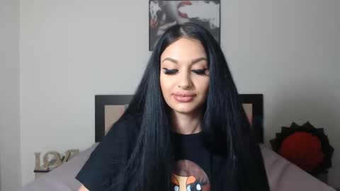 Lisa online show from 12/13/24, 12:20