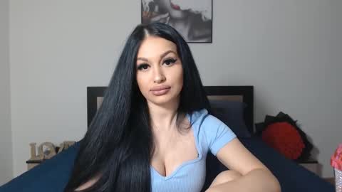 Lisa online show from 12/15/24, 09:20