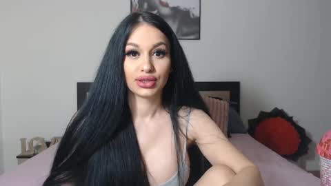 Lisa online show from 12/20/24, 01:14