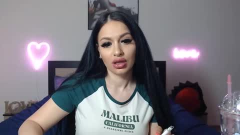 Lisa online show from 01/14/25, 01:04