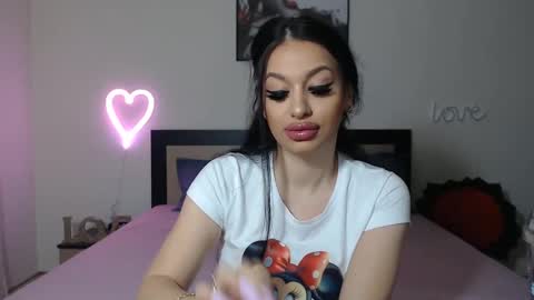 Lisa online show from 02/21/25, 11:43